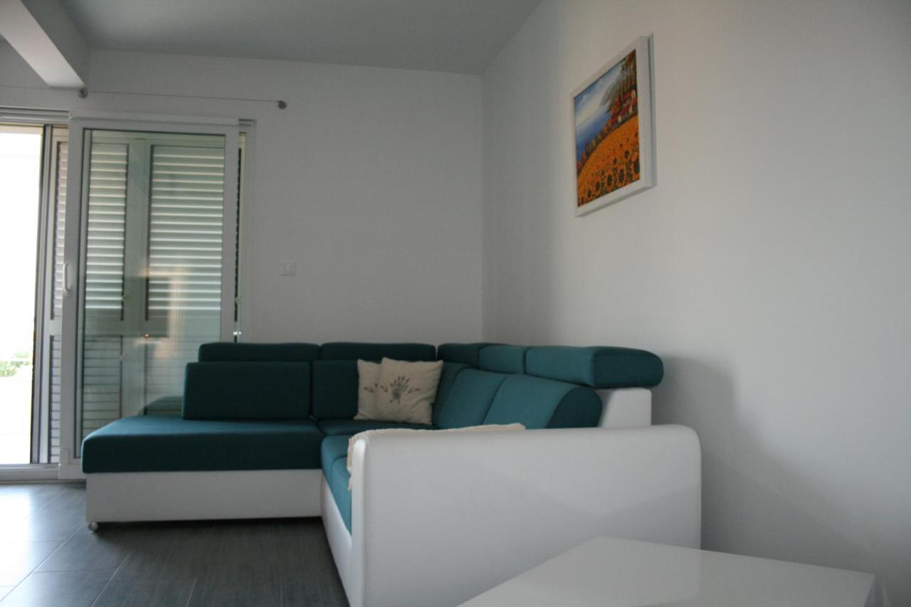 White Anchor Apartment Vodice Exterior photo